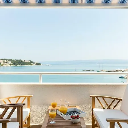 Sun & Sea Apartment *