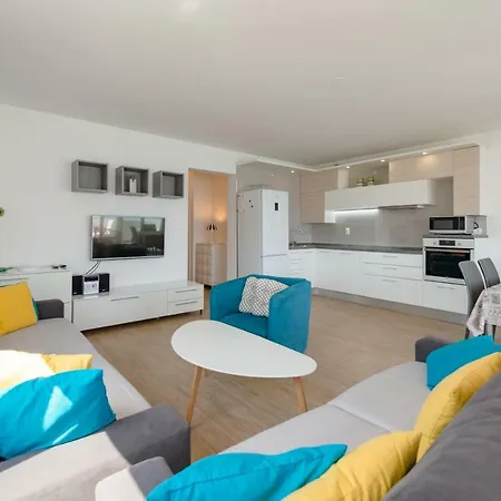 Sun & Sea דירה *