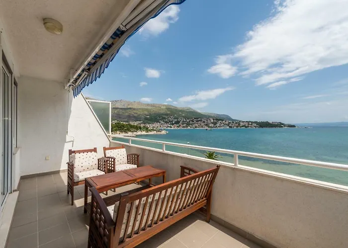 Sun & Sea 아파트 *